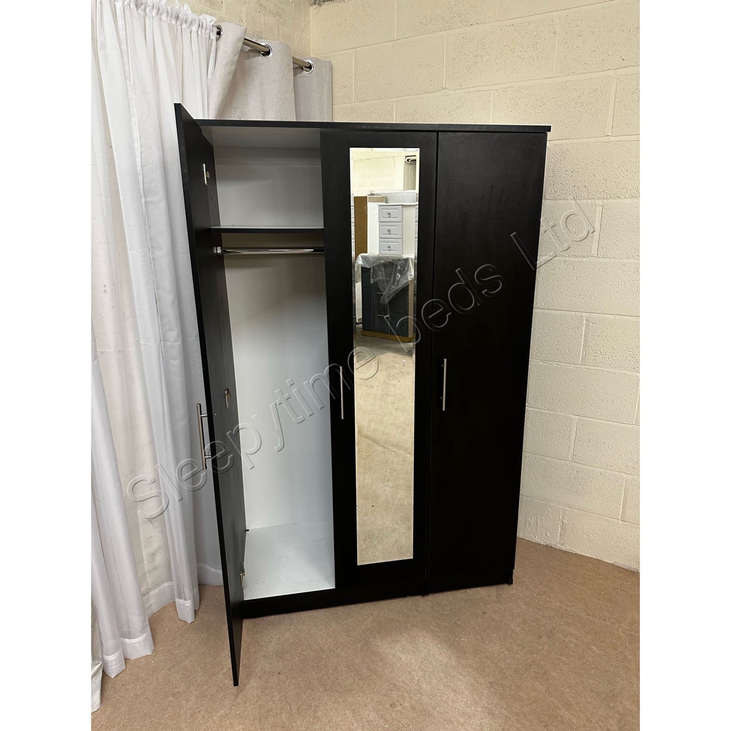 Triple Robe With Mirror
