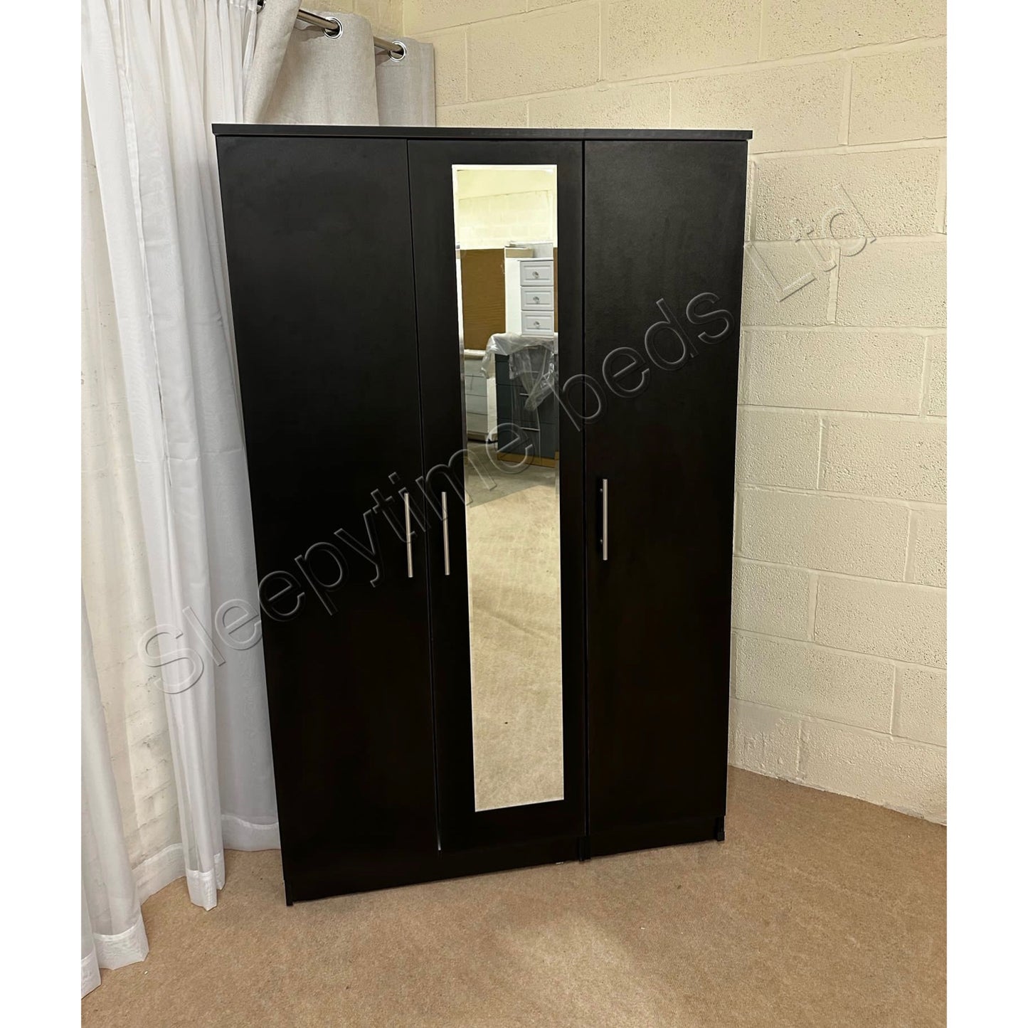 Triple Robe With Mirror