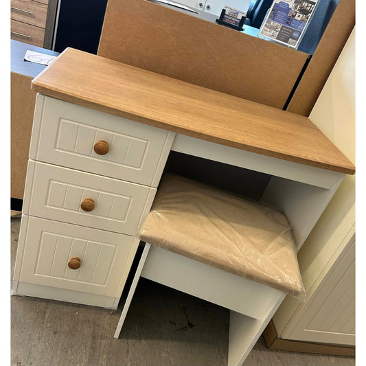 Cream & Oak 3 Drawer Dresser