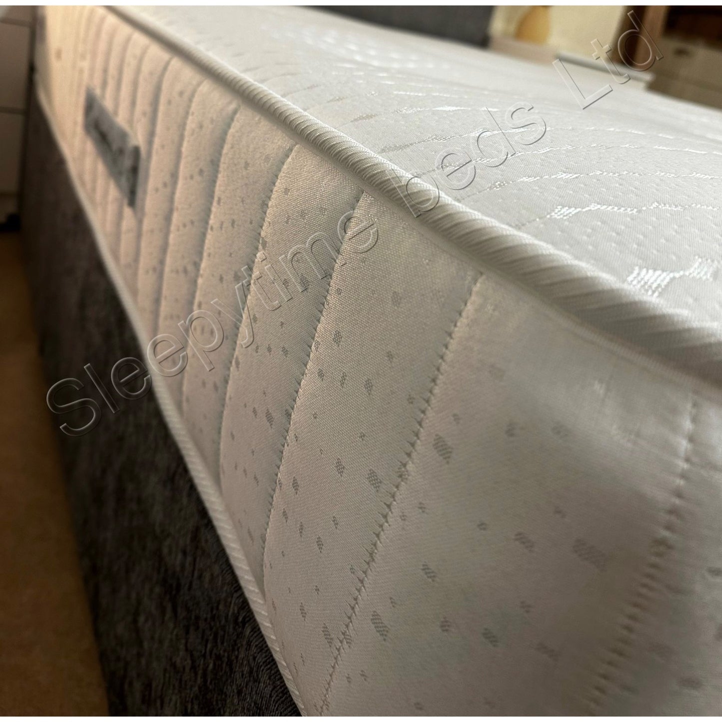 Chester Divan Bed Set